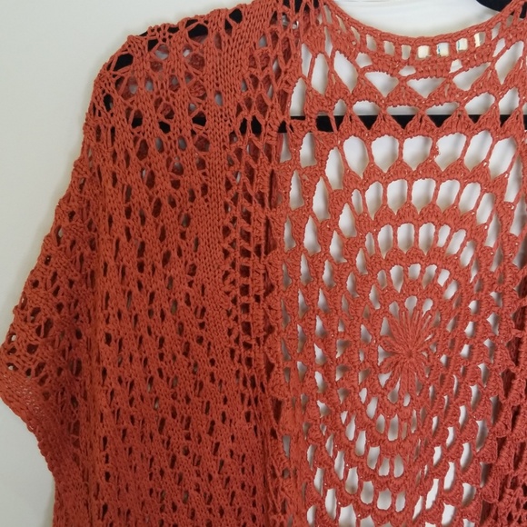 Knitted Poncho - Picture 5 of 6